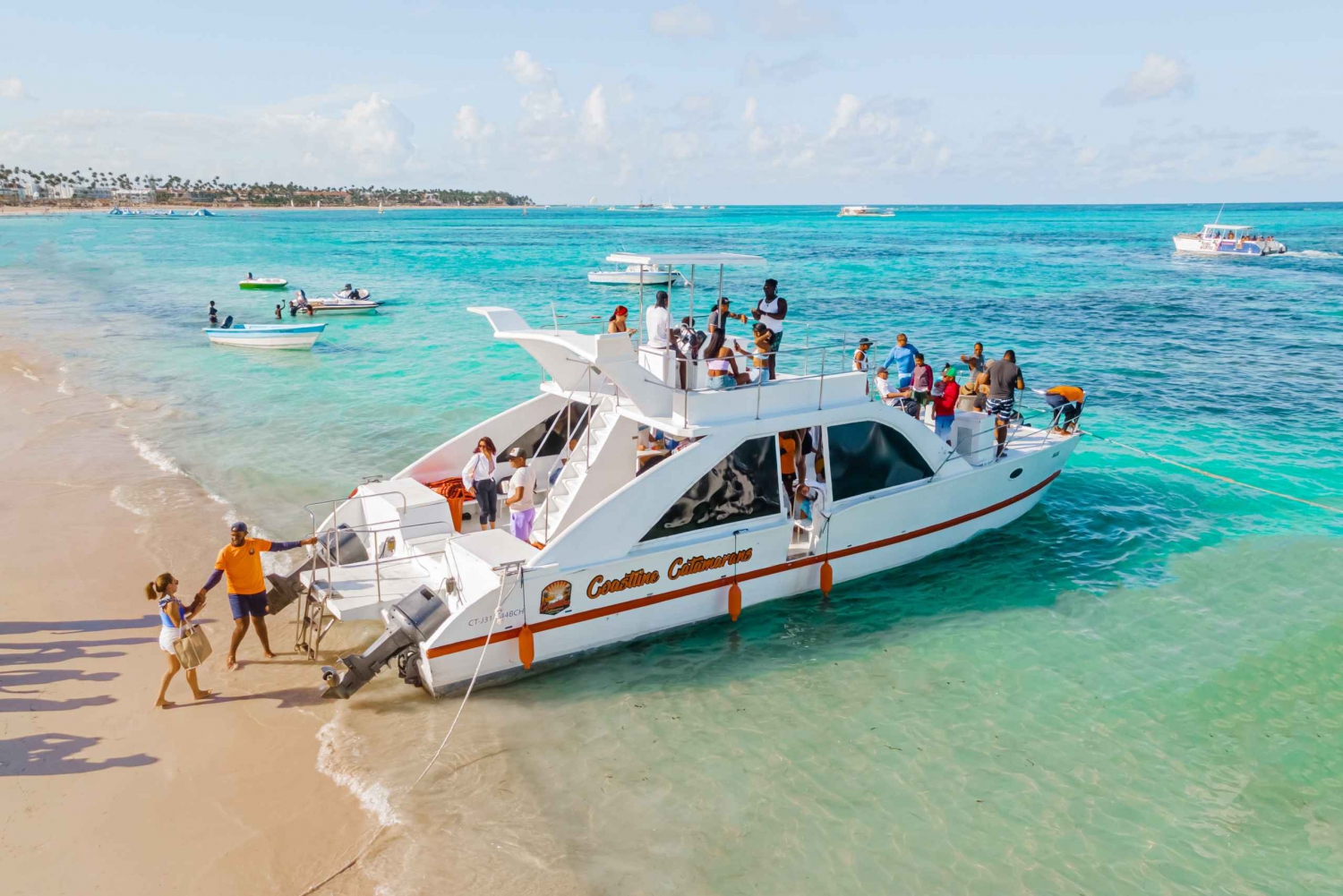 Punta Cana: Fiesta en Barco con Snorkel y Parada en Piscina Natural