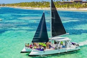 Punta Cana: Snorkeling, Parasailing, and Hookah Diving Tour