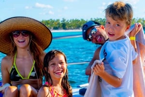 Punta Cana: Snorkeling, Snuba and Parasailing Party Cruise