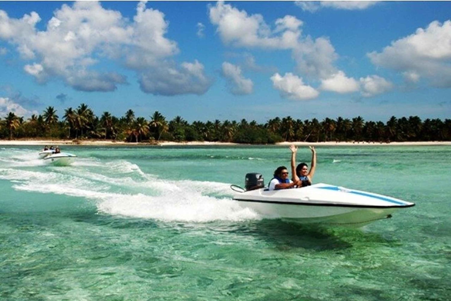 Punta Cana: Speedboat Adventure with Guide