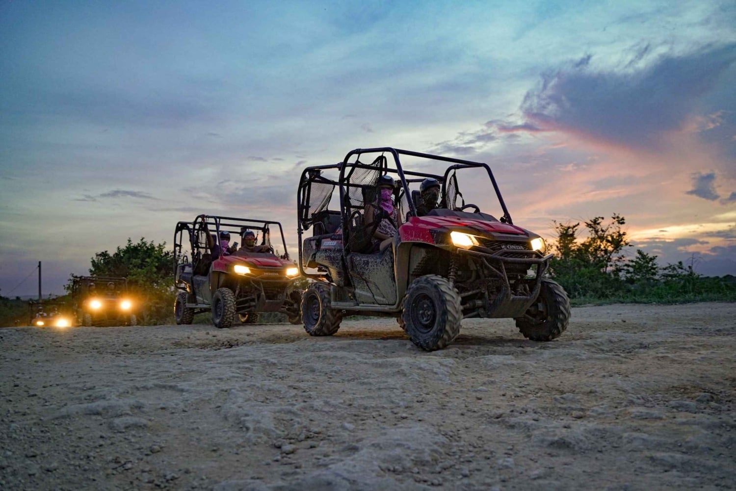 Punta Cana: Sunset Buggy Tour With Cave Swim and Dance Show