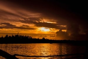 Punta Cana Sunset Catamaran BBQ:lla, samppanjalla ja musiikilla
