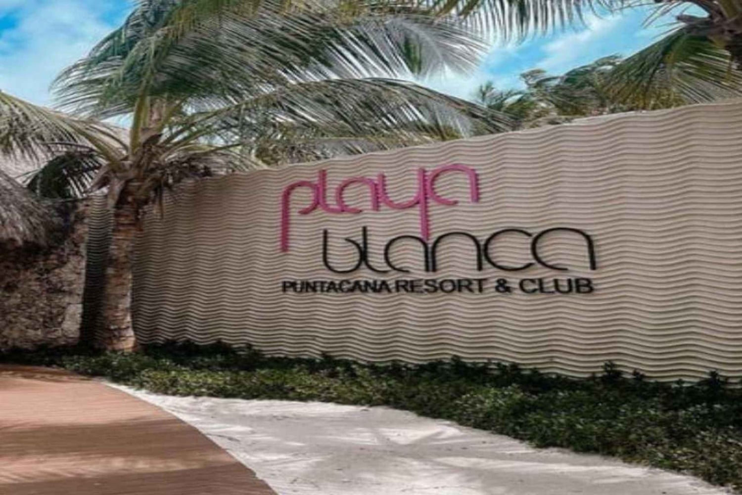 Punta Cana: Water Bike Tour with Snorkeling and Lunch