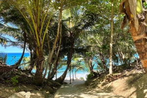 Rio San Juan: Private Tour & Bootsfahrt & Versteckte Juwelen