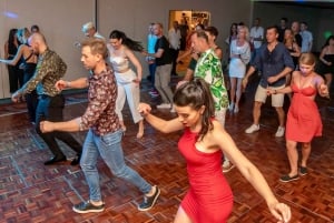 Salsa Experience: Learn Salsa w/ a professional instructor