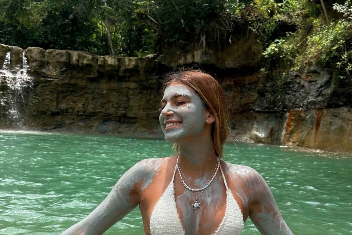 Samaná: Tagestour zu den Yanigua-Wasserfällen mit der Fähre und Mittagessen