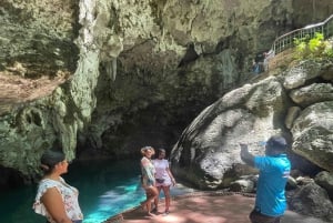 Santo Domingo: Praia de Boca Chica + Los Tres Ojos + Almoço