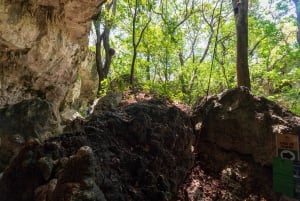 Santo Domingo byrundtur: Den koloniale by, Los Tres Ojos, frokost