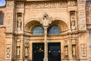 Santo Domingo: Colonial City Tour + Beach Day in Boca Chica With Lunch