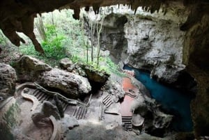 Santo Domingo: Colonial Zone and Los Tres Ojos Tour