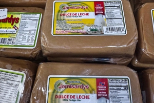 Santo Domingo: Food Tour & Paradise Beach Day with Drinks