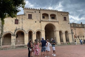 Santo Domingo: Guided City Tour with Lunch