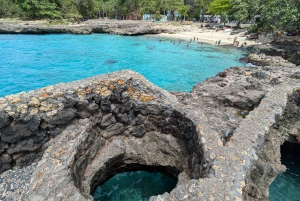 Santo Domingo: Los Tres Ojos, Boca Chica og mer