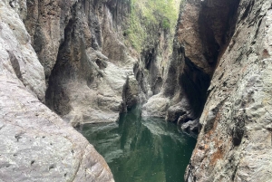 Santo Domingo: Tabernacle Falls Hike with Breakfast & Lunch