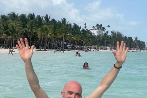 Santo Domingo Top: Los Tres Ojos, fyr, strand och lunch