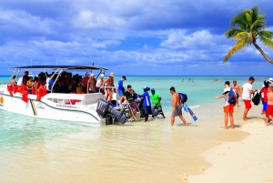 Saona Island Adventure - krystallklart vann og hvit sand venter!