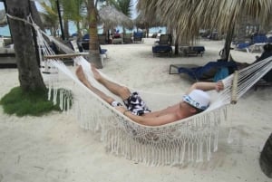 Île de Saona : Excursion en catamaran vers une plage de rêve, tout compris