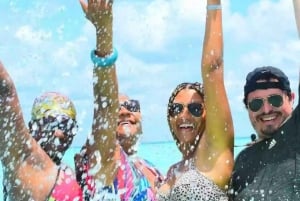 Isola di Saona: Tour in catamarano verso una spiaggia da sogno, tutto incluso