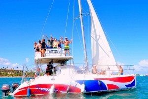 From Punta Cana: Saona Island Tour with Transfer and Lunch