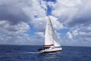 Saona-øya: privat yacht-tur med lunsj og henting