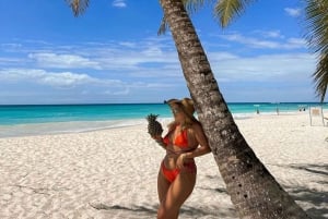 Tour dell'isola di Saona tutto compreso in motoscafo e catamarano