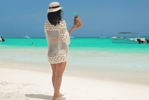 Small Group: Saona Island Full Day Tour Catamaran Open Bar