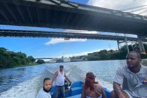 A aventura do passeio de barco em Santo Domingo