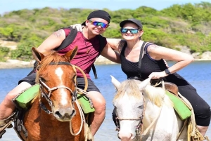 Passeggiata a cavallo selvaggio a Punta Cana