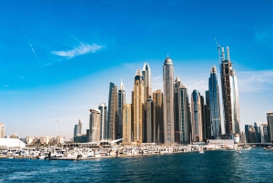 Dubai: Dubai Harbour to Marina Luxury Yacht Tour with Drinks