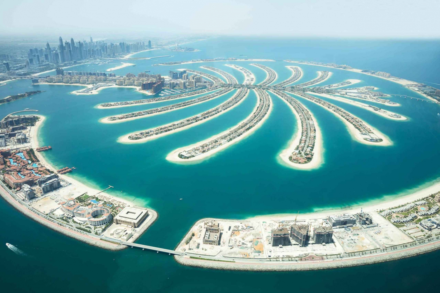 Dubai: City Highlights from Above Helicopter Tour