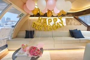 2-часовое празднование дня рождения на яхте в Дубае