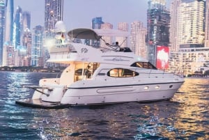 Dubai Yacht Tour - Boat Trip upto 12 guests Private event