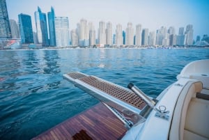 Dubai Yacht Tour - Boat Trip upto 12 guests Private event