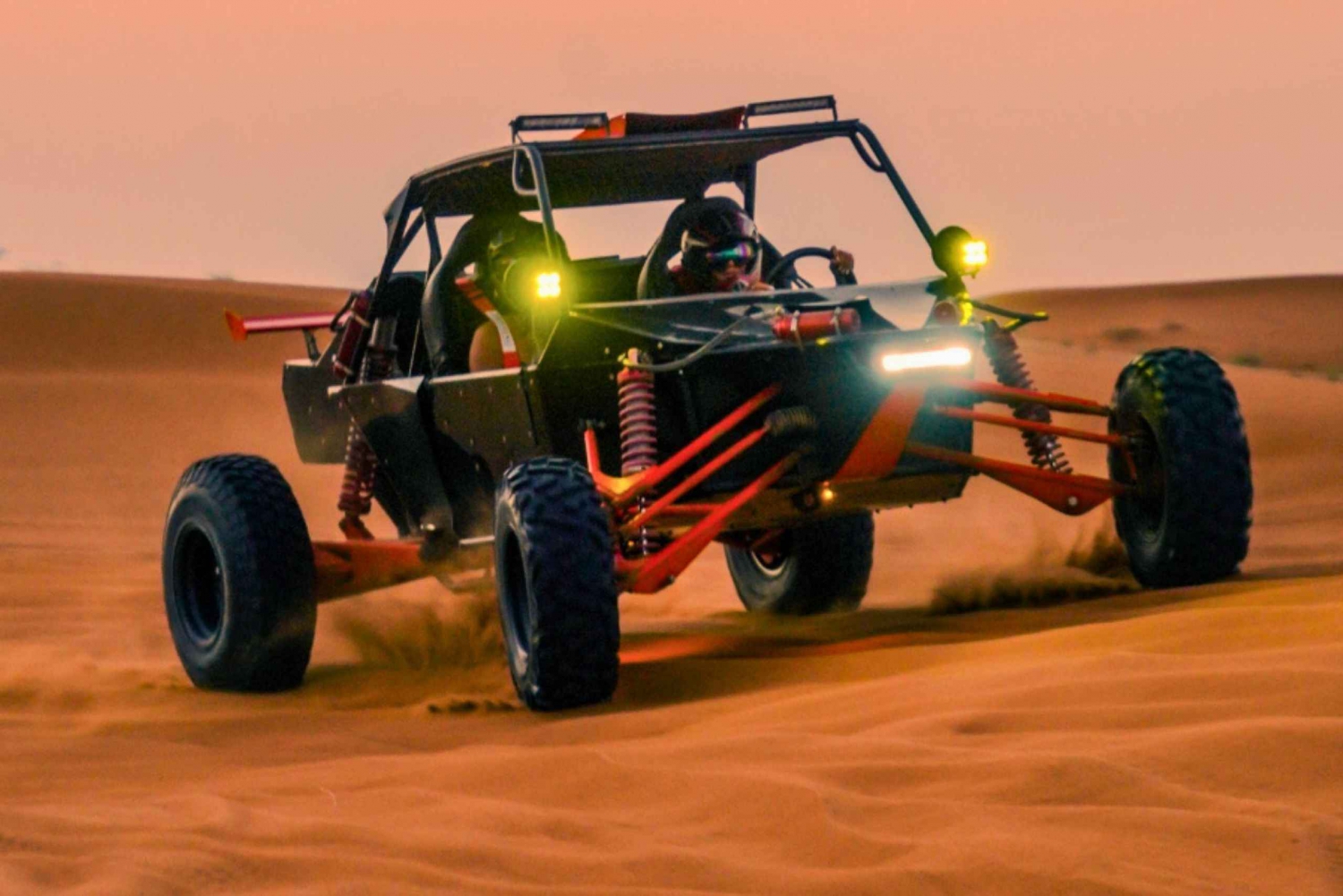 Från Dubai: Zerzura Dune Buggy Experience + Fossilupptäckt