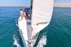 3-timers privat sejltur i Dubai med udsigt til Burj Khalifa