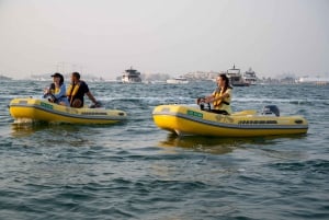 Dubai: Self-Drive boat tour for 30, 60 or 90 mn