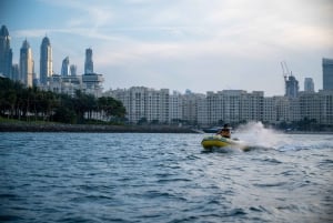 Dubai: Self-Drive boat tour for 30, 60 or 90 mn