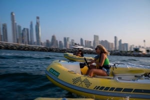 Dubai: Self-Drive boat tour for 30, 60 or 90 mn