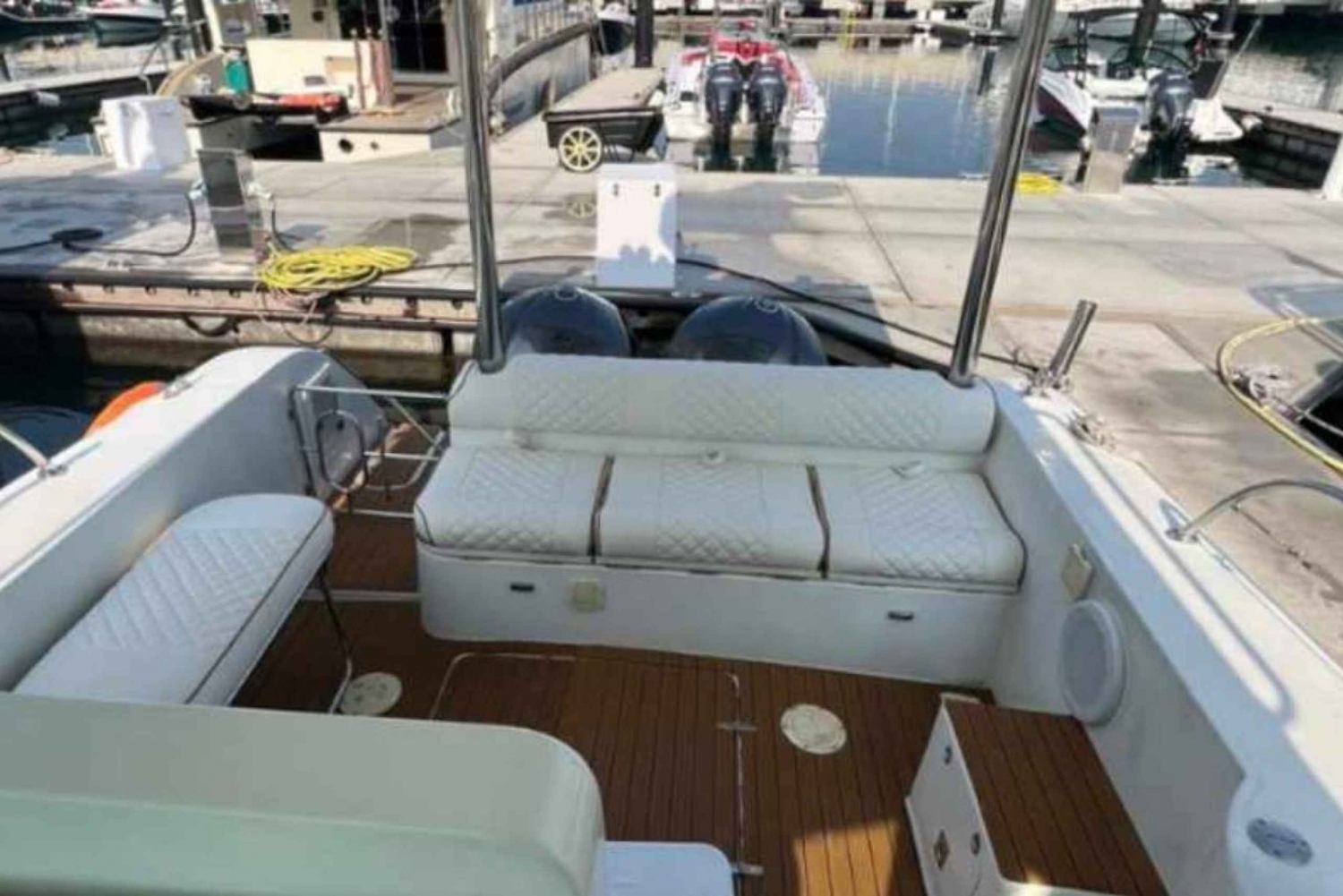 40ft Luxury Mini Yacht 12 Guest in Dubai