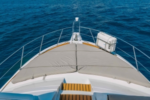 45ft Luxury Yacht Trip up to 15 Guests in Dubai