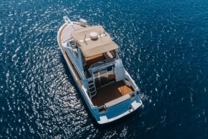 45ft Luxury Yacht Trip up to 15 Guests in Dubai