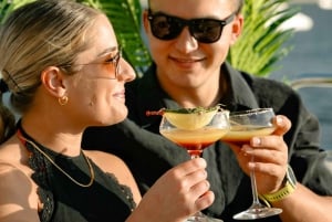 Dubai: Sunseeker Superyacht VIP Dinner, Drinks & Live DJ