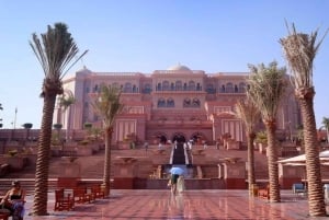 Abu Dhabi: tour della città di un giorno con pranzo