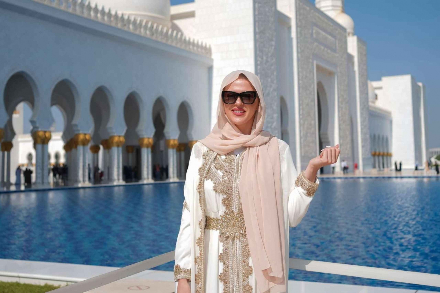 Heldags sightseeingtur i Abu Dhabi med moské fra Dubai