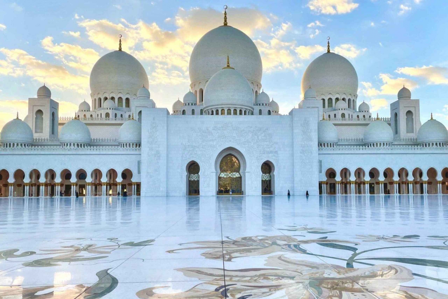 Abu Dhabi Mosque and Palace Premium Heritage Tour