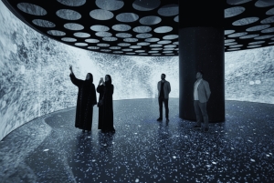 Abu Dhabi Tour: Sheikh Zayed Mosque, Louvre & Zayed Museum