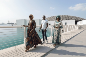 Abu Dhabi Tour: Sheikh Zayed Mosque, Louvre & Zayed Museum