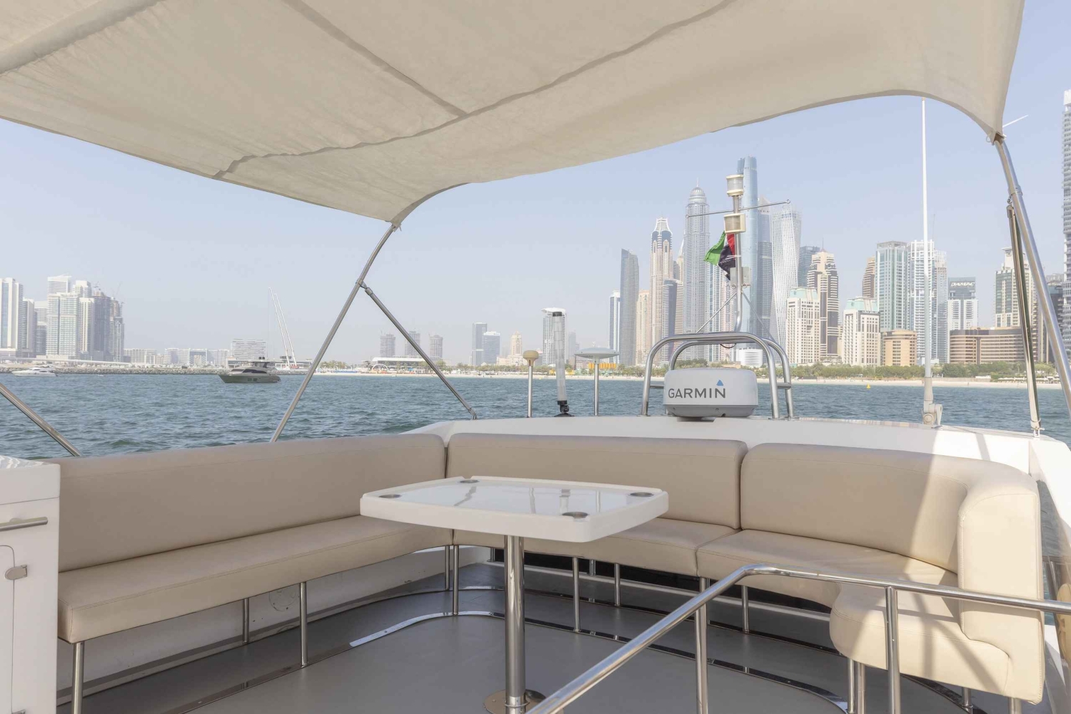 Prisbillig yachtudlejning Viktoriia fra Dubai Marina