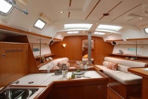 3-timers privat sejltur i Dubai med udsigt til Burj Khalifa