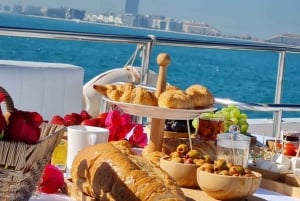 Luxury Proposal on a Yacht in Dubai